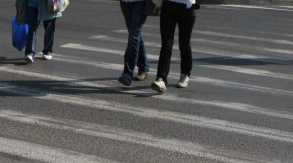 o adolescenta a fost ranita pe trecerea de pietoni in galati