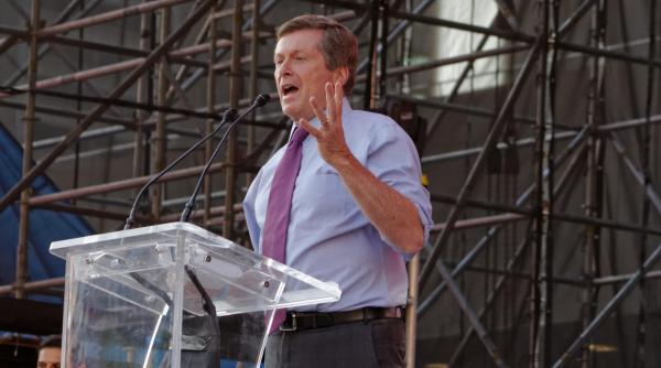 primarul din toronto dupa atacul armat mult prea multi oameni poarta arme in oras