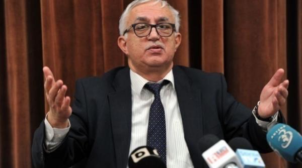 zegrean nu e nicio tragedie ca nu a fost ales niciunul dintre cei patru candidati la sefia dna