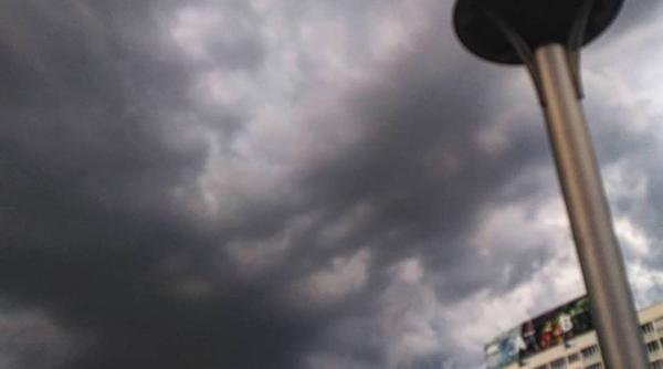 avertizare anm cod galben de ploi torentiale si instabilitate atmosferica accentuata in 21 judete pana miercuri dimineata
