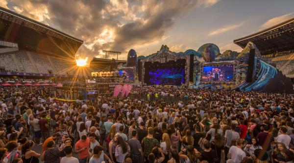 video un columbian care venea la untold prins cu droguri la aeroportul international cluj napoca