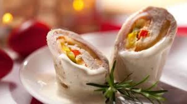 reteta zilei rulada din piept de curcan