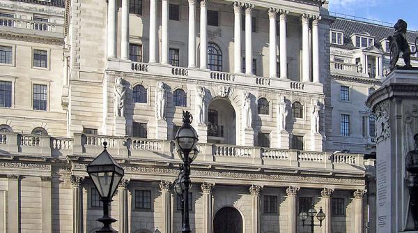 banca angliei a majorat rata dobanzii la cel mai ridicat nivel din ultimii 9 ani