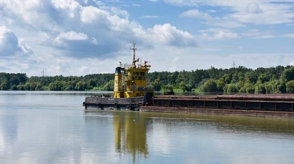 ue milioane de euro pentru transportul fluvial de la marea neagra la dunare