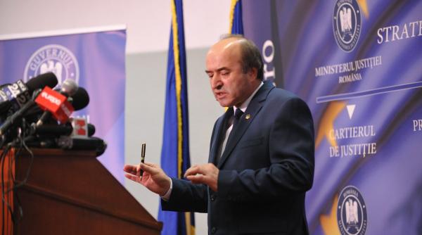 protocoalele secrete deschid revizuirile