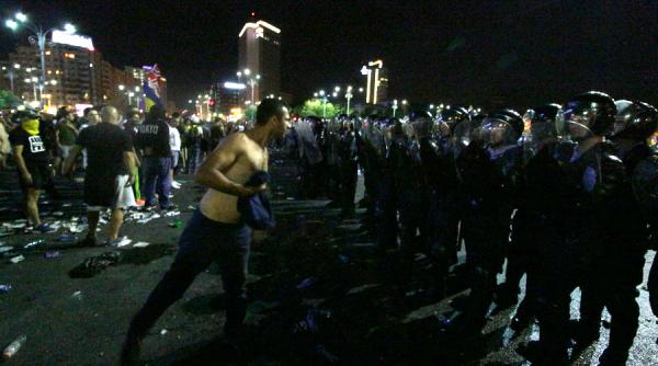 160 de jandarmi au actionat in timpul protestelor din 10 august