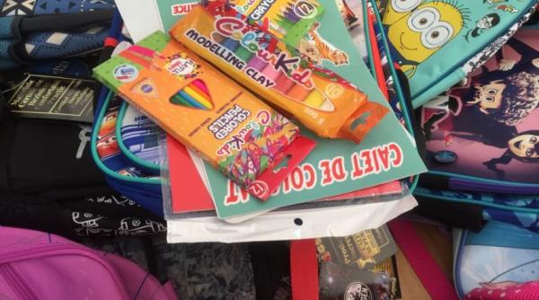 elevii bucuresteni din familii cu venituri mici ar putea beneficia de 450 de lei pentru achizitia rechizitelor