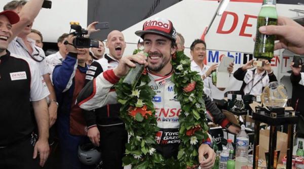 pilotul de formula 1 fernando alonso anunta ca se retrage