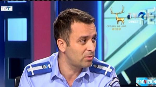 laurentiu cazan coordonatorul jandarmilor la protestul din 10 august ne cerem scuze persoanelor care au suferit gratuit