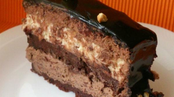 reteta zilei prajitura cu ciocolata si alune