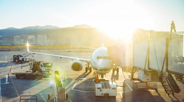 un terminal al aeroportului din budapesta inchis timp de 3 ore din cauza unui container cu un izotop
