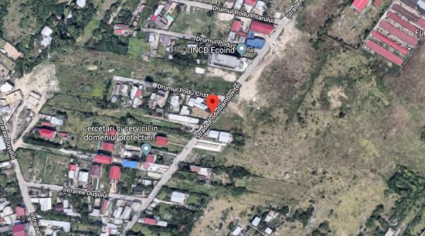 bucuresti un barbat urcat pe o antena gsm ameninta sa se sinucide