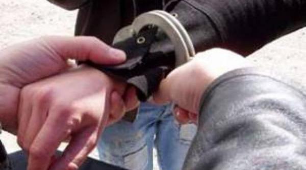 un barbat din arges suspectat ca a agresat sexual mai multe femei pe strada a fost retinut