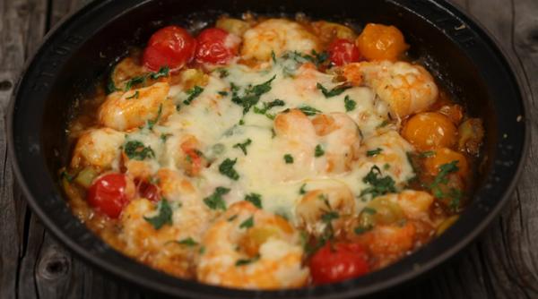 reteta zilei creveti cu legume si cascaval