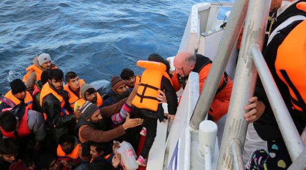 migrantii de pe nava diciotti au intrat in greva foamei