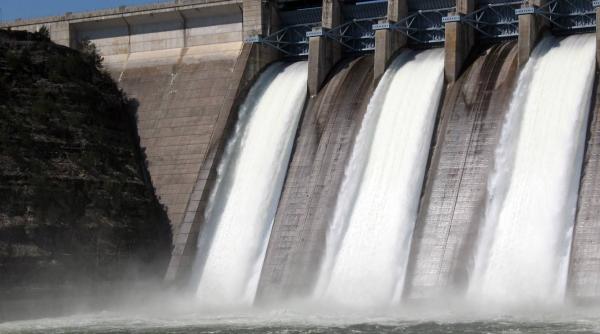 ministerul apelor vrea sa interzica realizarea de hidrocentrale la altitudini intre 800 si 1 500 de metri