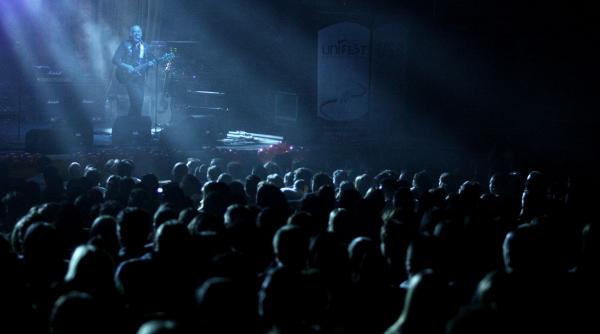 grei ai trupei phoenix pe scena proetnica intr un concert extraordinar