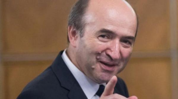 usr cere demisia lui tudorel toader