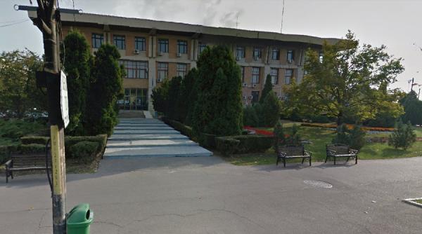 cj iasi vrea sediu tip etajul si institutia