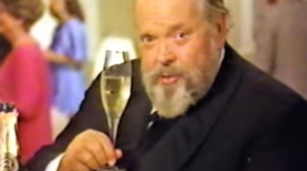 ultimul film al lui orson welles a fost finalizat la 33 de ani de la moartea regizorului