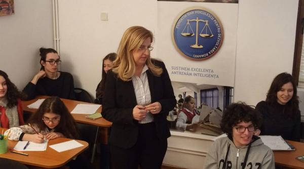 cursuri gratuite la clubul de excelenta al fundatiei dan voiculescu au inceput inscrierile pentru noul an educational