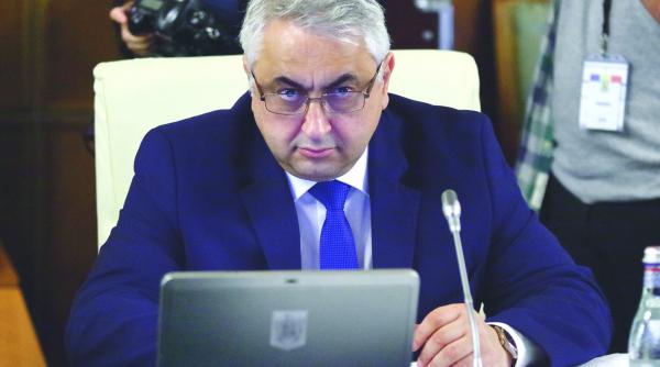 manualele groazei o poveste a editurilor concurente