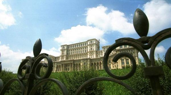 propunerea legislativa de revizuire a constitutiei pentru redefinirea familiei pe ordinea de zi a senatului