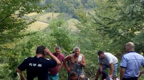 un barbat a murit strivit de propriul tractor