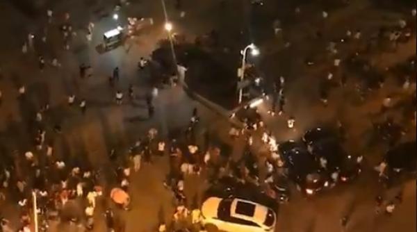 china 11 persoane au murit si peste 40 au fost ranite dupa ce un sofer a intrat cu un suv intr o multime de oameni in china