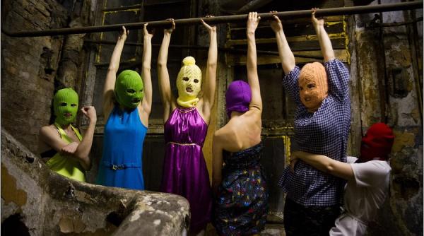 un activist de la pussy riot victima a unei posibile otraviri