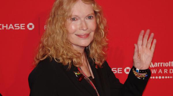 sotia lui woody allen spune ca mia farrow a profitat de miscarea metoo