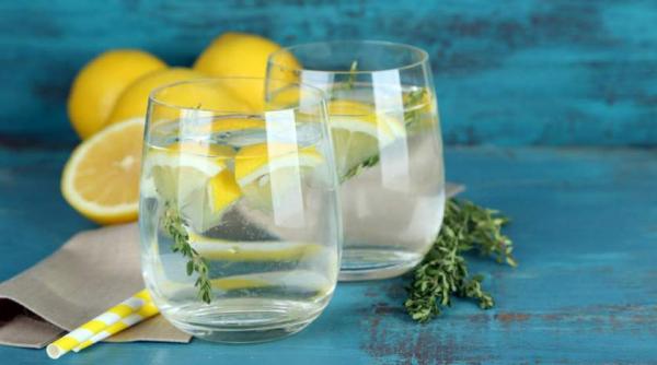 beneficiile miraculoase ale unui pahar de apa cu lamaie