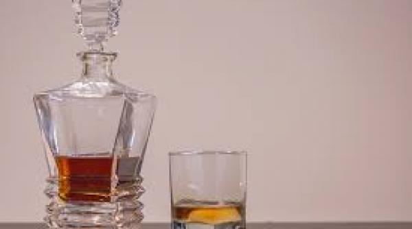 21 de persoane au murit dupa ce au baut lichior de contrabanda