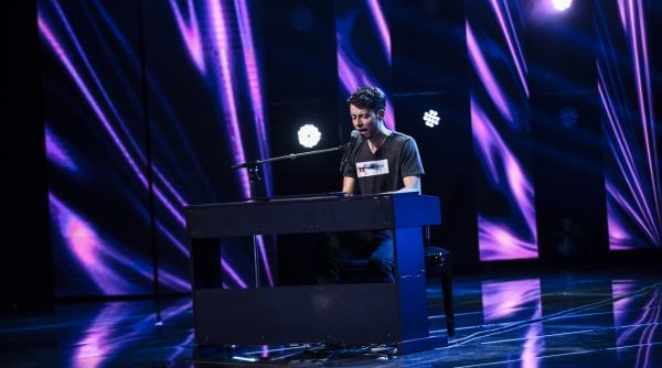 delia fascinata de o tanara din slovenia pe scena x factor esti minunata esti o combinatie de taylor swift si milla jovovich