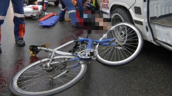 un barbat a murit la spital dupa ce a fost accidentat in timp ce circula cu bicicleta de un sofer baut
