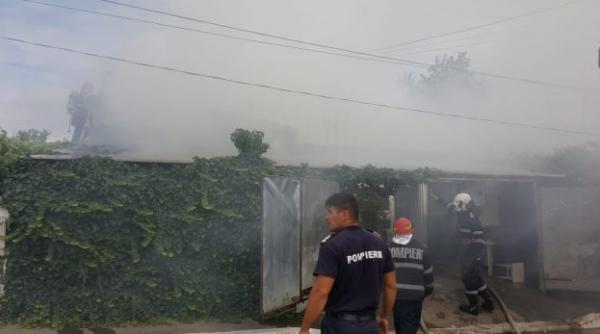 un incendiu a cuprins o casa din murfatlar