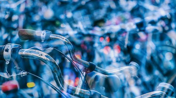 1000 de biciclisti intr un mars de protest impotriva administratiei firea