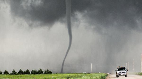 canada ottawa atacata de o tornada