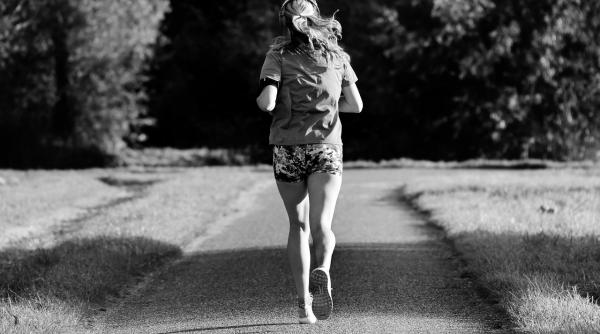 cum scapi de asa zisele aripioare adica de grasimea de pe coapse