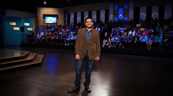 dr nandi celebrul realizator de emisiuni medicale va putea fi urmarit pe antenaplay