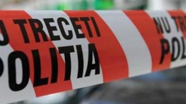 o fetita de 12 ani din botosani a cazut de la etajul patru al blocului in care locuia