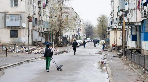 raport ingrijorator o familie din 7 locuieste in conditii proaste