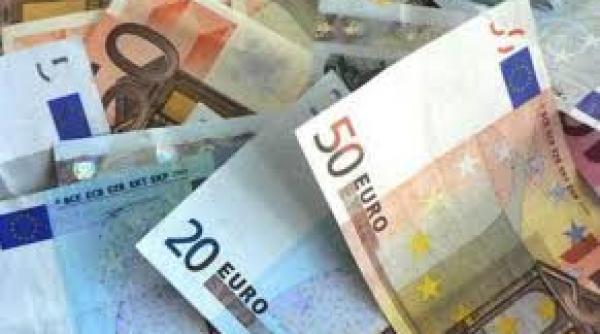 curs valutar moneda nationala s a apreciat in raport cu principalele valute