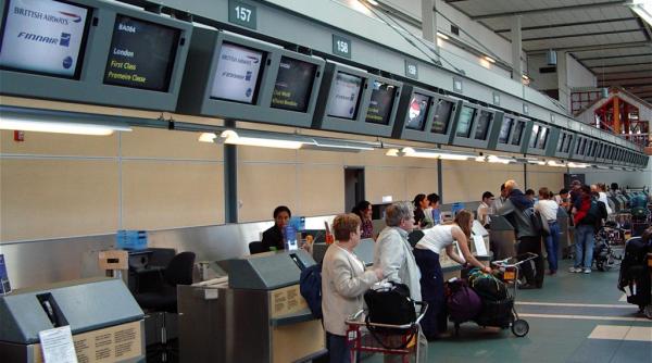 francez prins cu 4 kg de droguri in indonezia