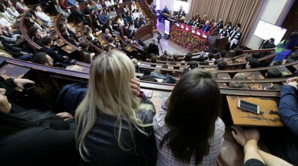 deschiderea universitatilor spre meseriile viitorului