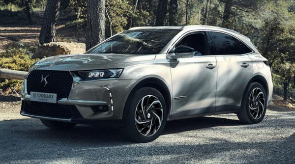 declinul saloanelor auto