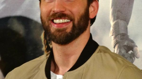 chris evans a renuntat la rolul de captain america