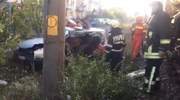 accident teribil la lugoj o masina a fost spulberata de tren trei femei si un barbat au murit