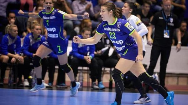 echipa de vedete de la csm bucuresti invinsa categoric de scm ramnicu valcea