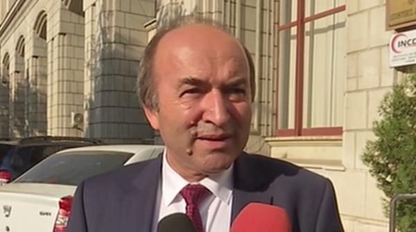 tudorel toader sustine ca nu a fost consultat in legatura cu sesizarea privind conflictul juridic intre parlament si mp